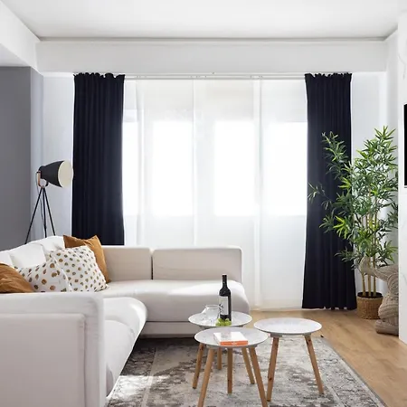 Home2book Cruz Center Beauty Design *